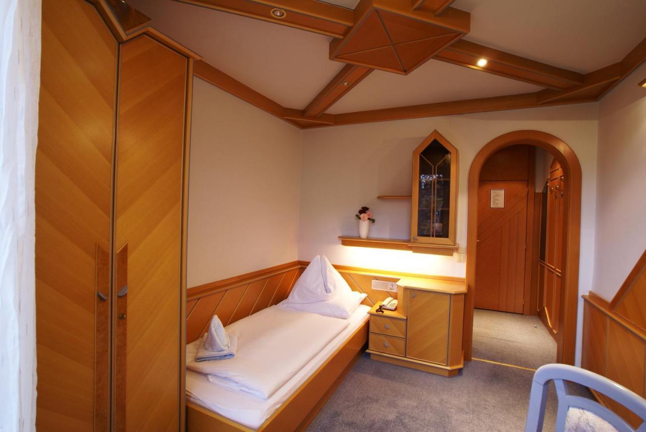 Hotel Thier Mönichkirchen Pokoj fotografie